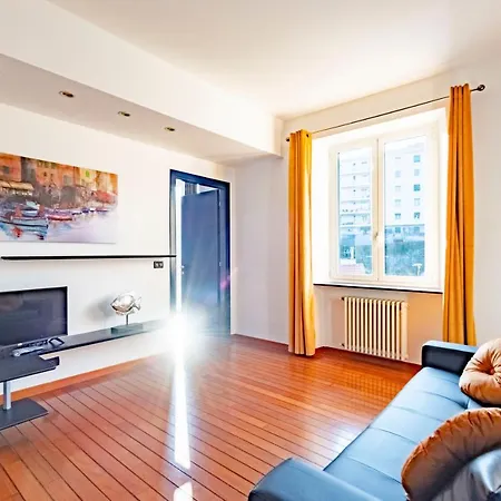 Joivy Modern Flat Next To The Sea *